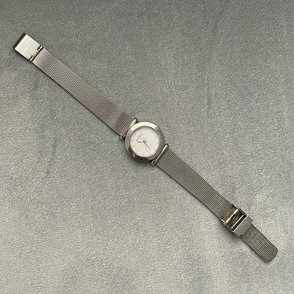 Skagen ladies watch - Picture 2 of 5